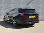 Volvo V60 T8 Plug-in hybrid AWD Plus Dark Performance Black Edition | Panoramadak | Harman Kardon | Extra geting glas | 19 inch | Polestar Optimalisatie|