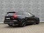 Volvo V60 T8 Plug-in hybrid AWD Plus Dark Performance Black Edition | Panoramadak | Harman Kardon | Extra geting glas | 19 inch | Polestar Optimalisatie|