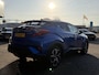 Toyota C-HR 1.8 Hybrid Bi-Tone AUTOMAAT | APPLE CARPLAY | CAMERA | NAVIGATIE | AIRCO/EC | CRUISECONTROL | PARKEERSENSOREN | TREKHAAK | DAB RADIO | LED VERLICHTING | STOELVERWARMING |