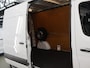 Mercedes-Benz eSprinter L2 H2 | 55 kWh | ACHTERUITRIJCAMERA | STOELVERWARMING | AIRCO | DAB+ RADIO | COMPLETE LAADRUIMTE BETIMMERING | OPSTAP TOT LAADRUIMTE | STOEL - STOEL COMFORT