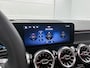 Mercedes-Benz GLB 200 Business Solution AMG 7p. | Premium Plus pakket | Trekhaak | Nightpakket | Head-up display | Panoramaschuifdak | 360° camera | Derde zitrij  | Multibeam LED | Memorypakket | Augmented Reality navigatie |