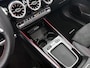 Mercedes-Benz GLB 200 Business Solution AMG 7p. | Premium Plus pakket | Trekhaak | Nightpakket | Head-up display | Panoramaschuifdak | 360° camera | Derde zitrij  | Multibeam LED | Memorypakket | Augmented Reality navigatie |