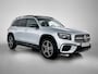 Mercedes-Benz GLB 200 Business Solution AMG 7p. | Premium Plus pakket | Trekhaak | Nightpakket | Head-up display | Panoramaschuifdak | 360° camera | Derde zitrij  | Multibeam LED | Memorypakket | Augmented Reality navigatie |