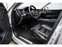 Volvo XC60 Plug-in Hybrid T6 AWD Ultimate Bright | Long Range | Panoramadak | Head-up display | 360 camera | Adaptive cruise control | Stoel- en stuurverwarming | Standkachel | Actieve LED koplampen | Google Maps navigatie | Apple Carplay / Android Auto |