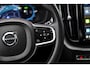 Volvo XC60 Plug-in Hybrid T6 AWD Ultimate Bright | Long Range | Panoramadak | Head-up display | 360 camera | Adaptive cruise control | Stoel- en stuurverwarming | Standkachel | Actieve LED koplampen | Google Maps navigatie | Apple Carplay / Android Auto |