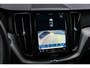 Volvo XC60 Plug-in Hybrid T6 AWD Ultimate Bright | Long Range | Panoramadak | Head-up display | 360 camera | Adaptive cruise control | Stoel- en stuurverwarming | Standkachel | Actieve LED koplampen | Google Maps navigatie | Apple Carplay / Android Auto |