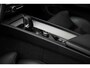 Volvo XC60 Plug-in Hybrid T6 AWD Ultimate Bright | Long Range | Panoramadak | Head-up display | 360 camera | Adaptive cruise control | Stoel- en stuurverwarming | Standkachel | Actieve LED koplampen | Google Maps navigatie | Apple Carplay / Android Auto |