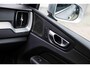 Volvo XC60 Plug-in Hybrid T6 AWD Ultimate Bright | Long Range | Panoramadak | Head-up display | 360 camera | Adaptive cruise control | Stoel- en stuurverwarming | Standkachel | Actieve LED koplampen | Google Maps navigatie | Apple Carplay / Android Auto |