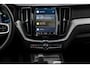 Volvo XC60 Plug-in Hybrid T6 AWD Ultimate Bright | Long Range | Panoramadak | Head-up display | 360 camera | Adaptive cruise control | Stoel- en stuurverwarming | Standkachel | Actieve LED koplampen | Google Maps navigatie | Apple Carplay / Android Auto |