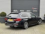 BMW 5-Serie Touring 520d xDrive High Executive M-Sport | Panoramadak | Camera | Elektrische Trekhaak | Elektrische Achterklep |