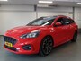 Ford Focus Wagon 1.0 EcoBoost Hybrid ST Line X Business 155pk!!, Full options, Navigatie, Clima controle, Cruise controle, Achteruitrijcamera, Elek achterklep, Panorama dak, Xenon, Lm velgen 18'', Pdc, Trekhaak zwenkbaar, Nederlandse auto!! Bovag afleverpakket 695,-