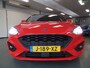 Ford Focus Wagon 1.0 EcoBoost Hybrid ST Line X Business 155pk!!, Full options, Navigatie, Clima controle, Cruise controle, Achteruitrijcamera, Elek achterklep, Panorama dak, Xenon, Lm velgen 18'', Pdc, Trekhaak zwenkbaar, Nederlandse auto!! Bovag afleverpakket 695,-