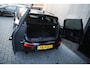 MINI Clubman Mini 2.0 Cooper S Chili Serious Business NL-Auto/ Pano-Dak/ H&K/ Keyless/ Mini-Yours/ Uitlaatklep/ Stoel-Verw./ Int.Verl./ Adapt. Led/ Cruise/ 19''LMV