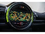 MINI Clubman Mini 2.0 Cooper S Chili Serious Business NL-Auto/ Pano-Dak/ H&K/ Keyless/ Mini-Yours/ Uitlaatklep/ Stoel-Verw./ Int.Verl./ Adapt. Led/ Cruise/ 19''LMV