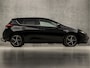 Toyota Auris 1.8 Hybrid Sport Automaat (NAVIGATIE, CLIMATE, CAMERA, STOELVERWARMING, GETINT GLAS, SPORTSTOELEN, CRUISE, KEYLESS, TREKHAAK, NIEUWSTAAT)