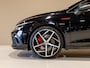 Volkswagen Golf 2.0 TSI GTI / 245pk / Achteruitrij camera / Dodehoek assistent / Stoel en stuurverwarming /
