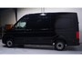 Volkswagen Crafter 2.0 TDI 140 pk L3H3 Airco, App Connect, Camera Laadruimte Pakket, PDC V+A, 3-Zits