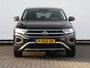 Volkswagen T-Roc 1.5 TSI Style 150 pk DSG | Trekhaak | Stoelverwarming | Keyless | Camera | Navigatie | Adaptieve Cruise control