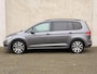 Volkswagen Touran 1.4 TSI DSG Highline 18'' LED Trekhaak Standkachel Keyless