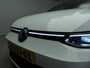 Volkswagen Golf 1.4 eHybrid GTE | Leder | Stoelventilatie | Panoramadak | IQ.Light | Winter pack | Elek. stoelen
