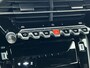 Peugeot 2008 SUV GT Hybrid 145pk Automaat | Navigatie | Achteruitrijcamera | Climate Control | Adaptieve Cruise Control | Full Led koplampen | Parkeersensoren v+a | Keyless | Armsteun | Draadloze Apple Carplay / Android Auto | Digitaal instrumentenpaneel | DAB+ radio | Afwijkende dakkleur | Donker getint glas | 17" lichtmetalen velgen |