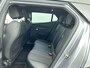 Peugeot 2008 SUV GT Hybrid 145pk Automaat | Navigatie | Achteruitrijcamera | Climate Control | Adaptieve Cruise Control | Full Led koplampen | Parkeersensoren v+a | Keyless | Armsteun | Draadloze Apple Carplay / Android Auto | Digitaal instrumentenpaneel | DAB+ radio | Afwijkende dakkleur | Donker getint glas | 17" lichtmetalen velgen |
