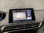 Peugeot 3008 1.2 PureTech Sport (PANORAMADAK, APPLE CARPLAY, MEMORY SEATS, LEDER, STOELVERWARMING, 360 CAMERA, GETINT GLAS, TREKHAAK, KEYLESS, NIEUWSTAAT)