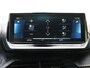 Peugeot 208 Allure Hybrid 110pk Automaat | Navigatie | Climate Control | Cruise Control | Parkeersensoren v+a | Armsteun | Digitaal instrumentenpaneel | Draadloze Apple Carplay / Android Auto | DAB+ radio | All seasonbanden | Led koplampen | Donker getint glas | 16" lichtmetalen velgen |