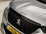 Peugeot 2008 1.2 PureTech GT-Line Automaat 131Pk (VIRTUAL COCKPIT, ZWART DAK, APPLE CARPLAY, 360 CAMERA, GROOT NAVI, LEDER, SFEERVERLICHTING, SPORTSTOELEN, GETINT GLAS, KEYLESS, NIEUWSTAAT)