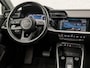 Audi A3 Limousine 30 TFSI Sport Automaat (APPLE CARPLAY, GROOT NAVI, CLIMATE, SPORTSTOELEN, GETINT GLAS, CRUISE, SPORTSTUUR, LANE ASSIST, NIEUWSTAAT)
