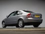 Volvo S40 2.4 Sport (SCHUIFDAK,PDC,CLIMATE,CRUISE,MEMORY SEATS,STOELVERWARMING,LEDER,TREKHAAK,SPORTSTOELEN,LM VELGEN,NETTE STAAT)