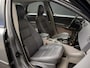 Volvo S40 2.4 Sport 5 CILINDER (SCHUIFDAK,PDC,MEMORY SEATS,STOELVERWARMING,LEDER,TREKHAAK,SPORTSTOELEN,LM VELGEN,NETTE STAAT)