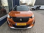 Peugeot 2008 1.2 Turbo 130 PK GT-Line | Panorama Schuif-Kanteldak | Navigatie | Stoelverwarming | Cruise Control | Full LED Verlichting | Keyless Start | 18" Lichtmetalen Velgen EVISSA | Climate Control | Camera | Parkeersensoren |