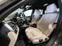 BMW 3-Serie Touring 320i M Sport Edition | Navigatie | LM Velgen 18" | Afneembare Trekhaak | Voorstoelen Verwarmd | PDC Voor en Achter | Cruise Control | Airco |