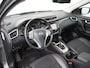 Nissan Qashqai 1.2 Tekna Automaat - Navigatie - 360 graden camera - Climate control - Panoramadak - Trekhaak - 12 maanden garantie