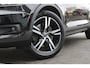 Volvo XC40 T5 Automaat Recharge R-Design Expression | H&K audio | Verw. Voorruit | Camera | PDC V+A | BLIS | Draadloze telefoonlader |