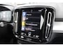 Volvo XC40 T5 Automaat Recharge R-Design Expression | H&K audio | Verw. Voorruit | Camera | PDC V+A | BLIS | Draadloze telefoonlader |