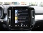 Volvo XC40 T5 Automaat Recharge R-Design Expression | H&K audio | Verw. Voorruit | Camera | PDC V+A | BLIS | Draadloze telefoonlader |