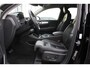 Volvo XC40 T5 Automaat Recharge R-Design Expression | H&K audio | Verw. Voorruit | Camera | PDC V+A | BLIS | Draadloze telefoonlader |