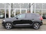 Volvo XC40 T5 Automaat Recharge R-Design Expression | H&K audio | Verw. Voorruit | Camera | PDC V+A | BLIS | Draadloze telefoonlader |