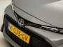 Toyota Corolla Touring Sports 2.0 Hybrid Sport 180Pk Automaat (APPLE CARPLAY, NAVIGATIE, CAMERA, LEDER, STOELVERWARMING, SPORTSTOELEN, ADAPTIVE CRUISE, KEYLESS, GETINT GLAS, NIEUWE APK, NIEUWSTAAT)