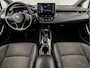 Toyota Corolla Touring Sports 2.0 Hybrid Sport 180Pk Automaat (APPLE CARPLAY, NAVIGATIE, CAMERA, LEDER, STOELVERWARMING, SPORTSTOELEN, ADAPTIVE CRUISE, KEYLESS, GETINT GLAS, NIEUWE APK, NIEUWSTAAT)