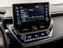 Toyota Corolla Touring Sports 2.0 Hybrid Sport 180Pk Automaat (APPLE CARPLAY, NAVIGATIE, CAMERA, LEDER, STOELVERWARMING, SPORTSTOELEN, ADAPTIVE CRUISE, KEYLESS, GETINT GLAS, NIEUWE APK, NIEUWSTAAT)