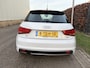 Audi A1 Sportback 1.2 TFSI Admired / S-LINE / 5-DEURS / NAVI / AIRCO / 119dkm! NAP!