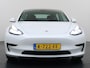 Tesla Model 3 RWD SR+ 60kWh Afn.Trekhaak 325PK 18"Lmv AutoPilot Leder PanoDak Adaptive-Cruise Lmv Camera's Elektr.-Stuur+Stoelen+Spiegels+Geheugen+Easy-Entry+Verwarmde stoelen Park assistent PDC WIFI Lane-Assist Speed-Assist SOH 92% Navi LED Comfortstoelen ACC DAB Voorverwarmen interieur via App Keyless via Telefoonsleutel One-Pedal-Drive 1e Eigenaar Origineel Nederlandse auto tot 11kw laden thuis!