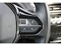 Peugeot e-2008 EV Allure 50 kWh | Fase 3 laden | Navigatie | Stoelverwarming | Adaptieve cruise control | 3D Instrumentenpaneel |