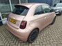 Fiat 500 La Prima 42 kWh | Achterbank in delen neerklapbaar | Achteruitrijcamera | Apple Carplay/Android Auto|telefoonintegratie premium