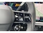 Renault Rafale E-Tech full hybrid 200PK esprit Alpine | 5 JAAR GARANTIE | Verwarmbare voorstoelen | Elektrische achterklep | 4control | Camera | PDC voor + achter | Apple carplay/android auto