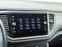 Volkswagen T-Roc 1.0 TSI Style | Adaptieve cruise control | CarPlay | Achteruitrijcamera | Dodehoek detectie | Climate control | Elektrisch inklapbare buitenspiegels | Parkeersensoren |