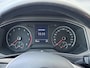 Volkswagen T-Roc 1.0 TSI Style | Adaptieve cruise control | CarPlay | Achteruitrijcamera | Dodehoek detectie | Climate control | Elektrisch inklapbare buitenspiegels | Parkeersensoren |